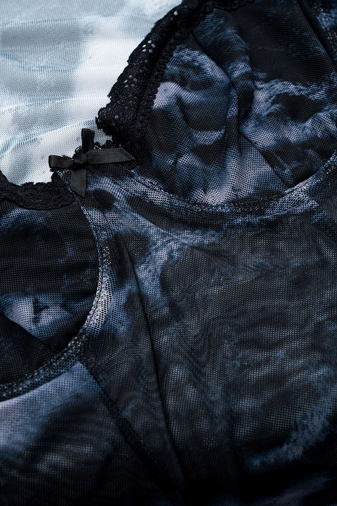 Tie Dye Baskılı Fileli Büstiyer Korse Uzun Kol Bodysuit