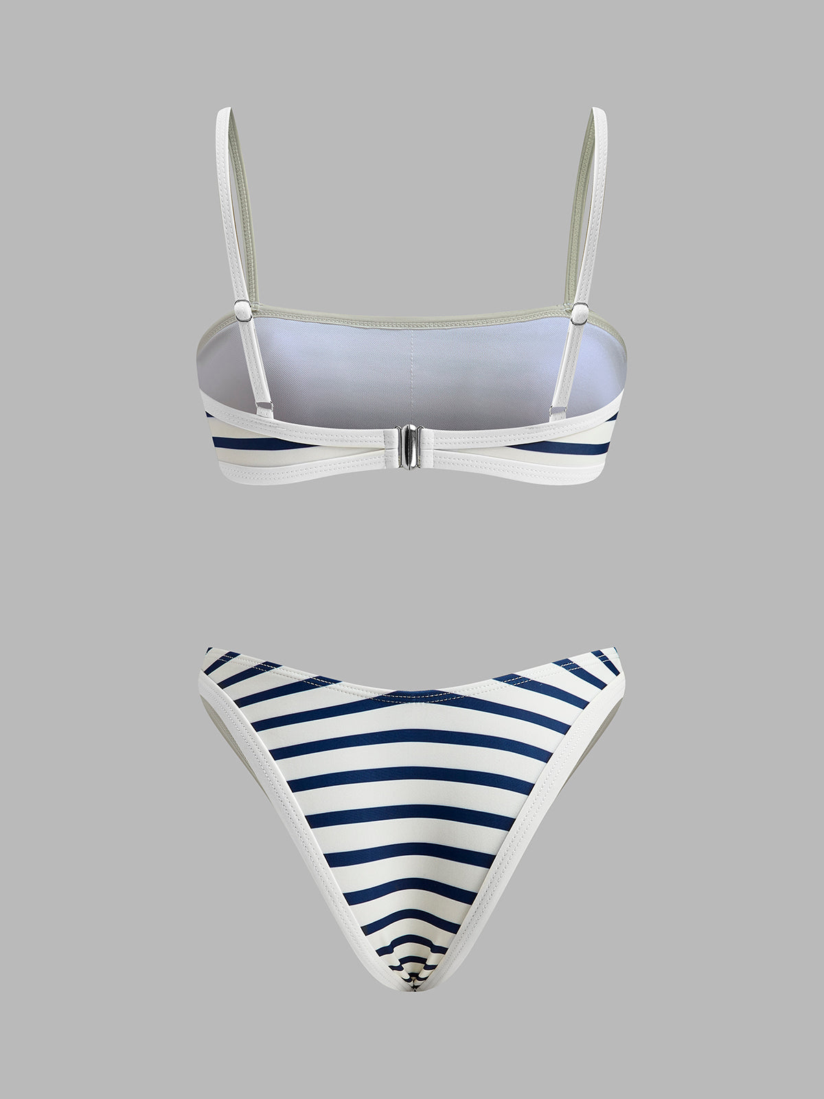 Şık Plaj Görünümü İçin Şık Deniz Çizgili Yüksek Kesim Bikini
