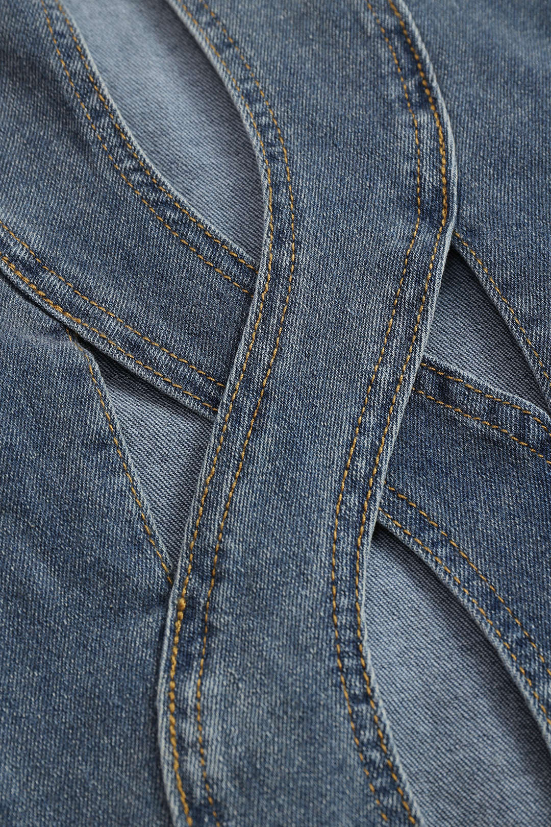 Denim Kesik Düz Paça Jeanler
