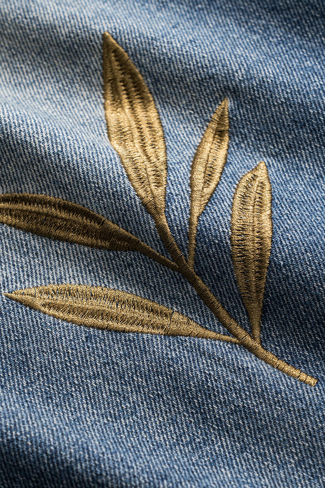 Denim Nakışlı Düz Paça Jean